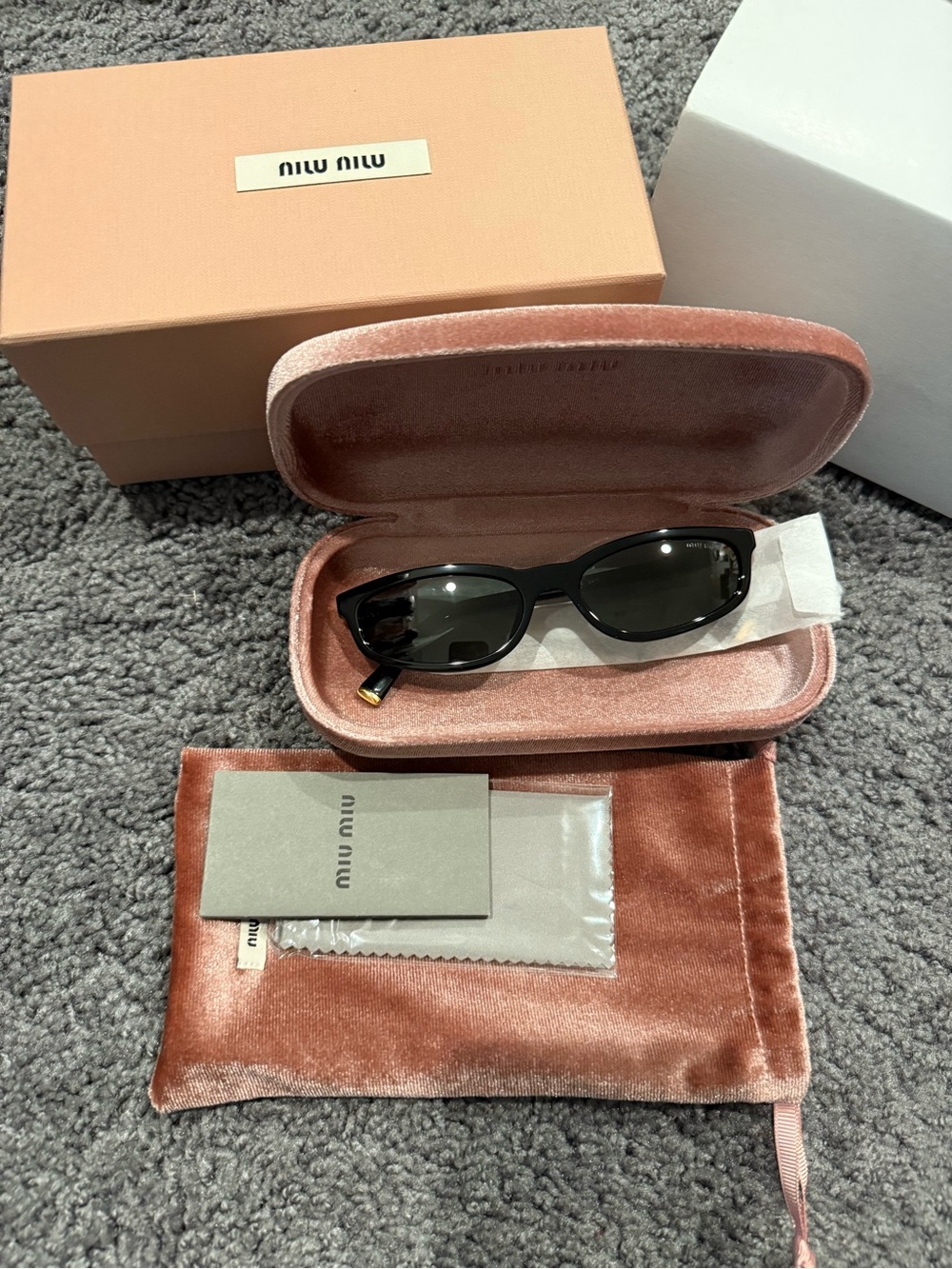 Authentic Miu Miu MU AO6S